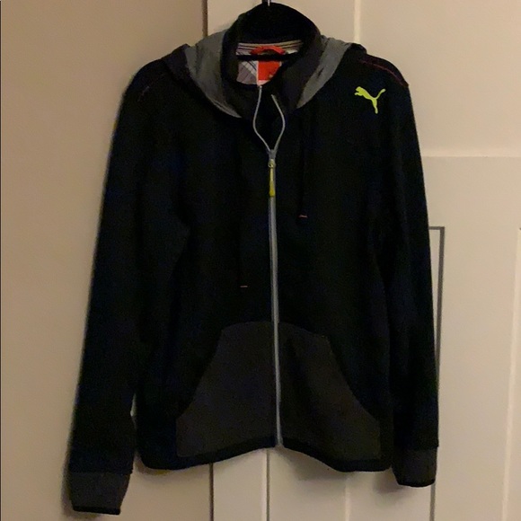 Puma Other - Puma black contrast hoodie